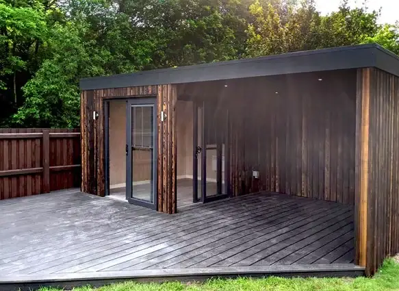 Garden Studio with a canopy area