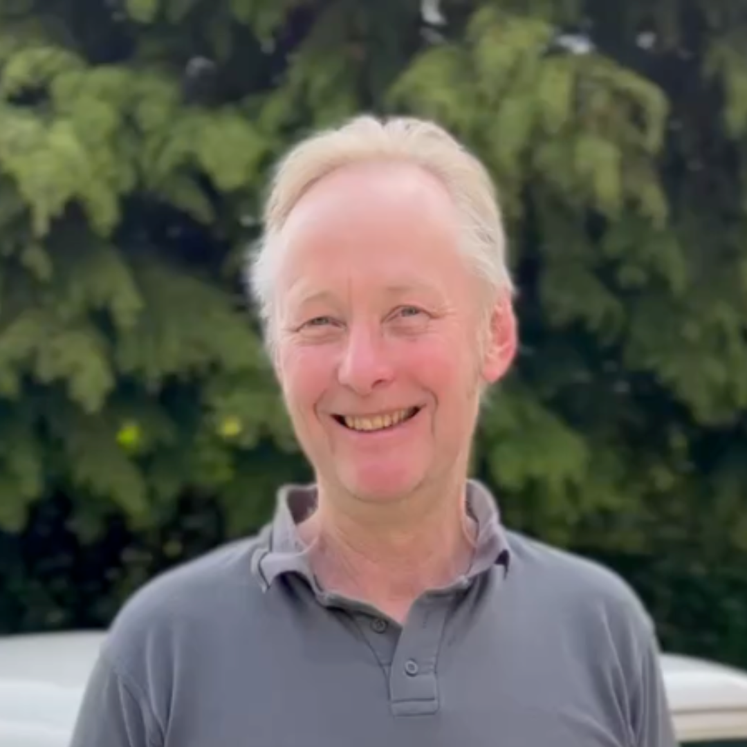 Simon_Operations Director