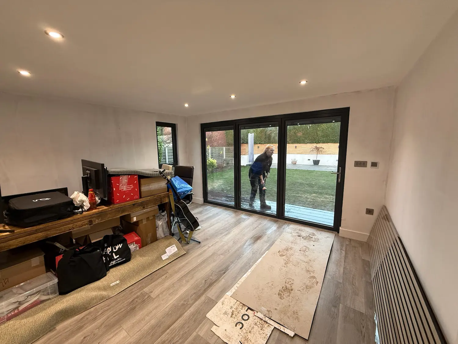 modern garden office interior sips construction